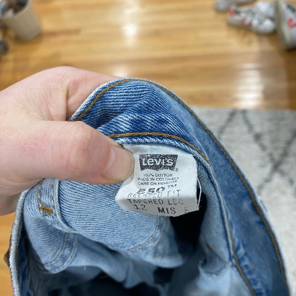 Vintage Levi’s 550 Jeans - Picture 3 of 4